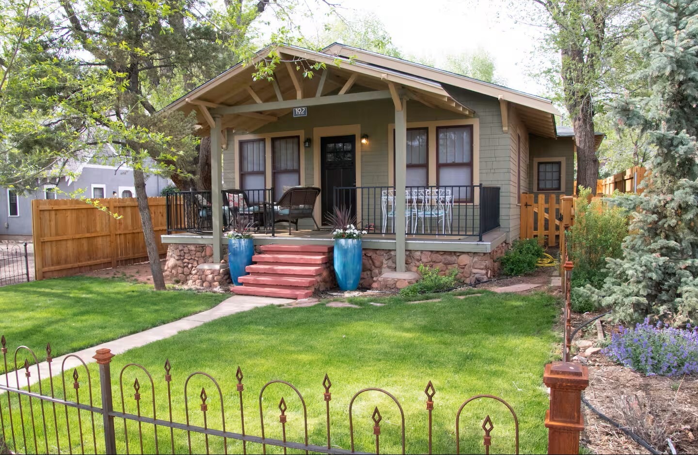 102 Holly St, Colorado Springs, CO for Sale