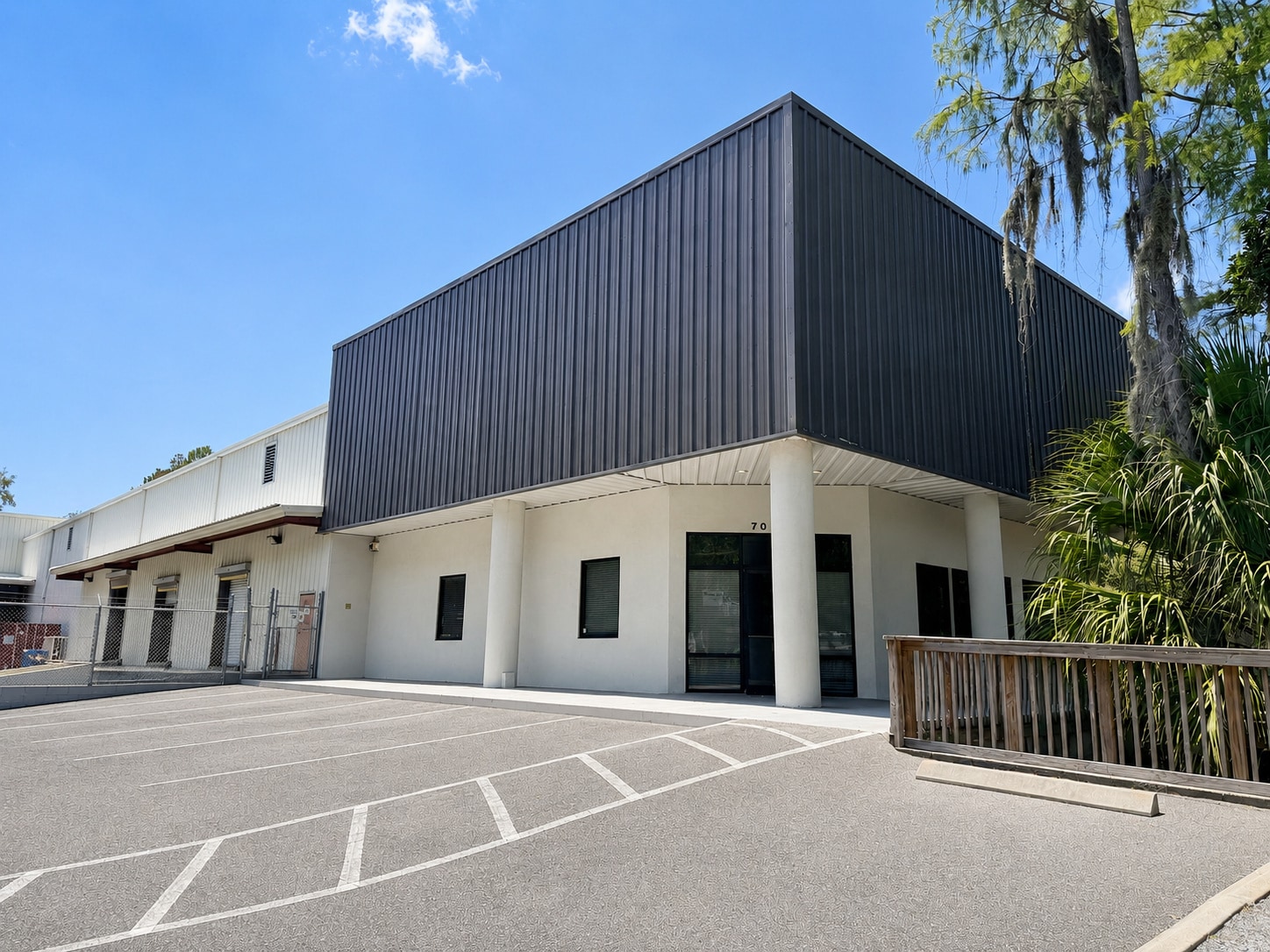 7076 Davis Creek Rd, Jacksonville, FL for Rent