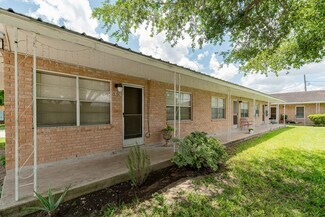 San Juan, TX Apartments - 112 E 6th St