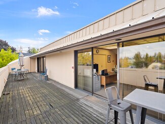 Portland, OR Office - 2927–2933 E Burnside