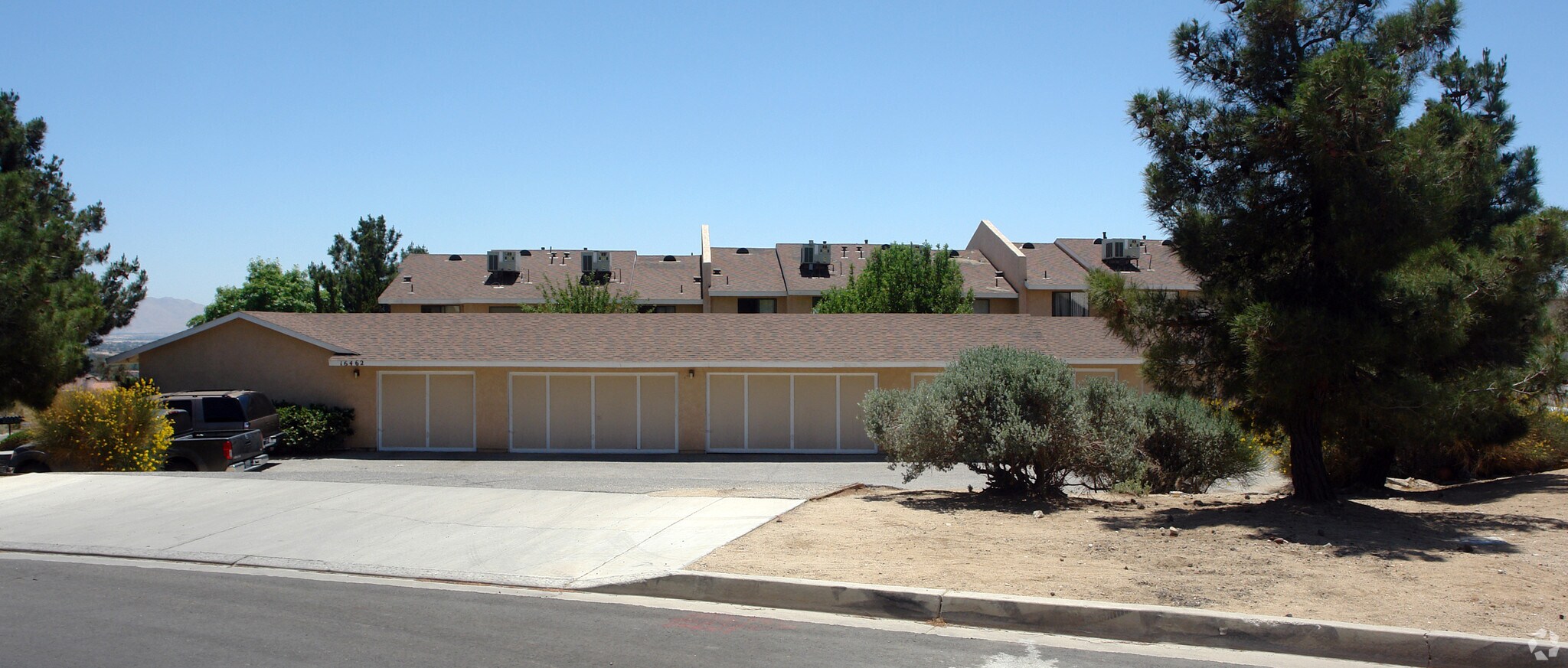 16462 Kalo Rd, Apple Valley, CA for Sale