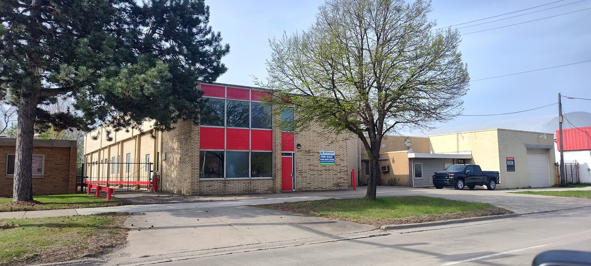 71 W Walton Blvd, Pontiac, MI for Rent