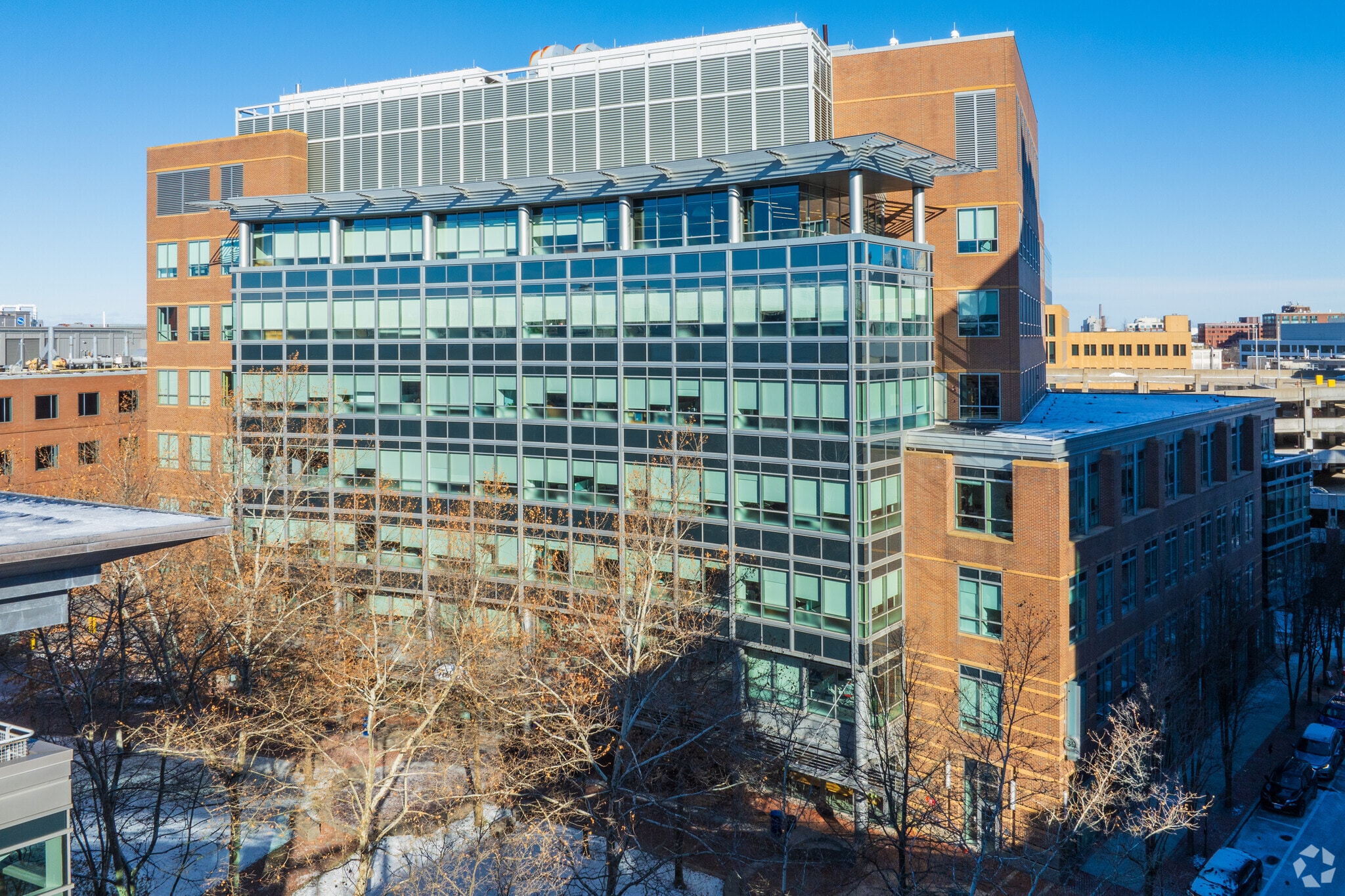 35 Landsdowne St, Cambridge, MA for Rent