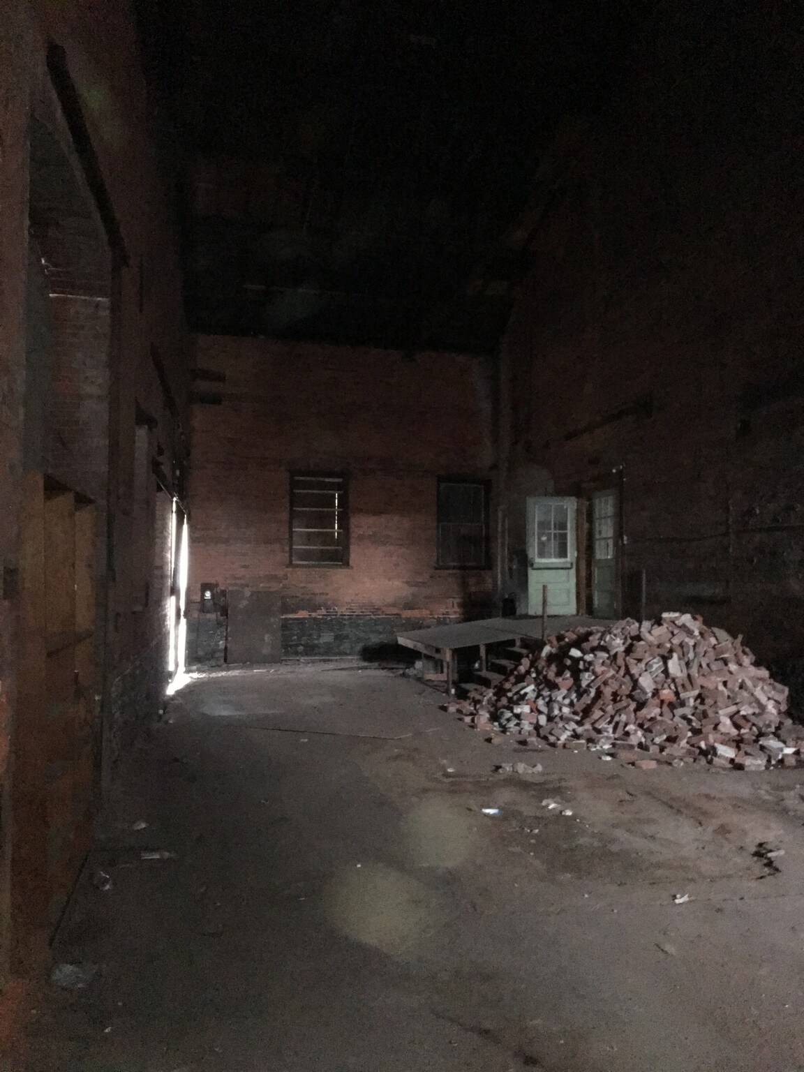 106 E Broad St Quakertown, PA 18951 Retail Property for Lease on