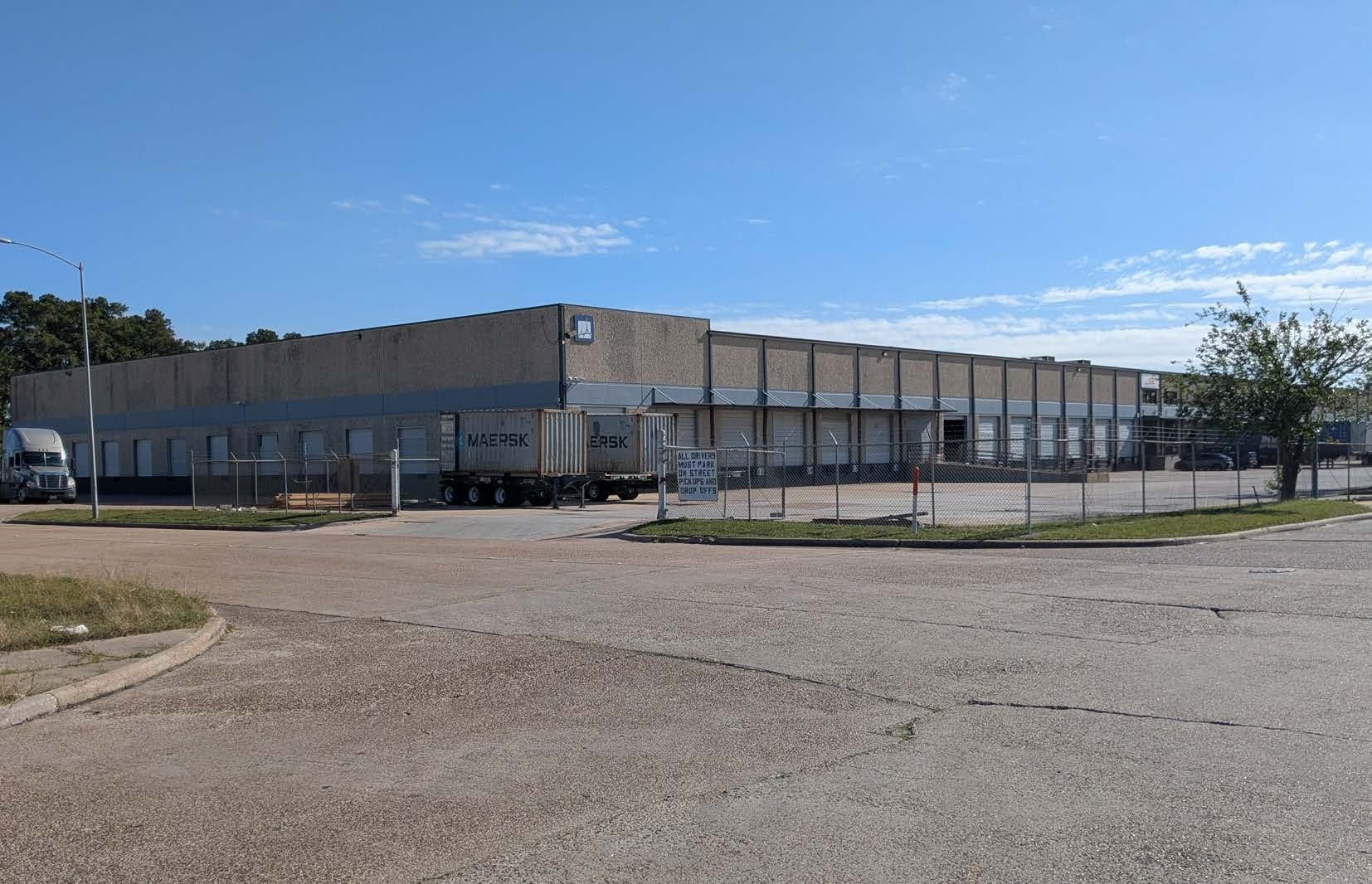 9005 Spikewood Dr, Houston, TX for Rent