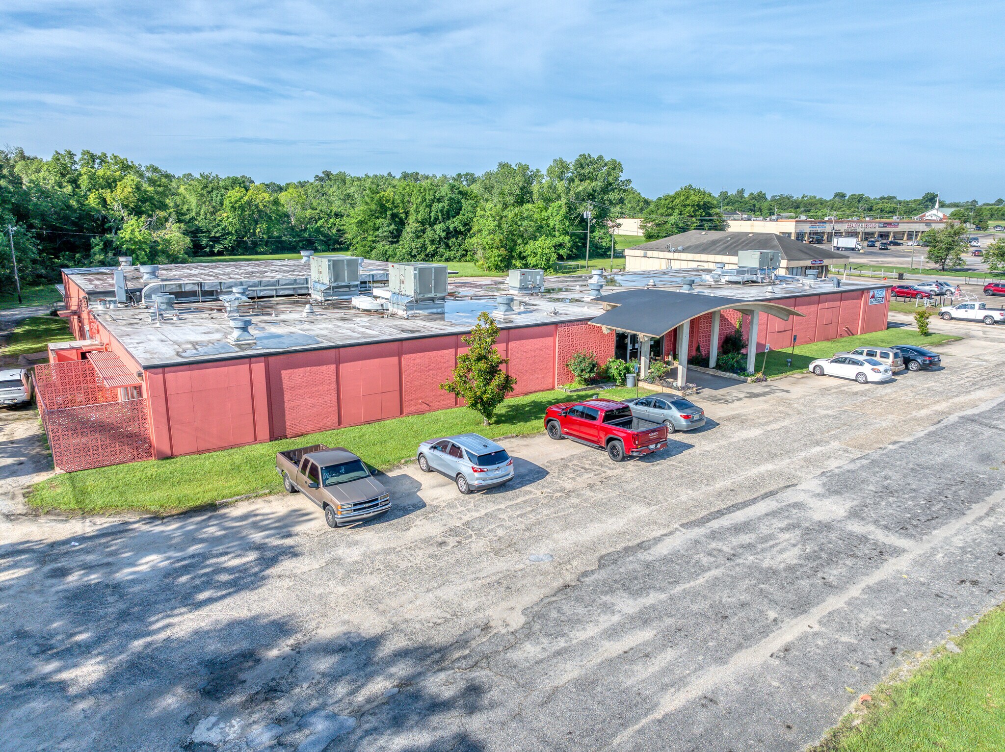 2530 E South Blvd, Montgomery, AL for Sale