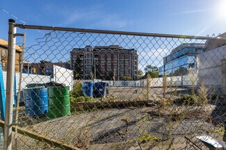 Toronto, ON undefined - 1089 Yonge St