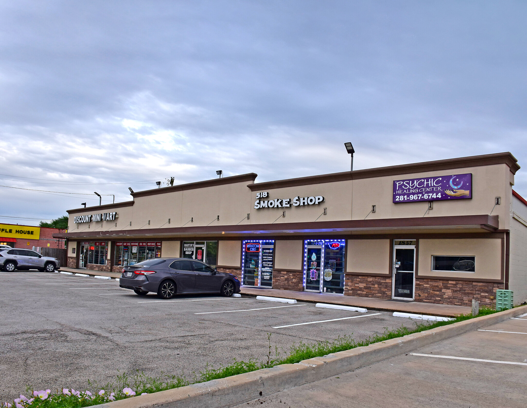 1845-1857 W Main St, League City, TX for Sale