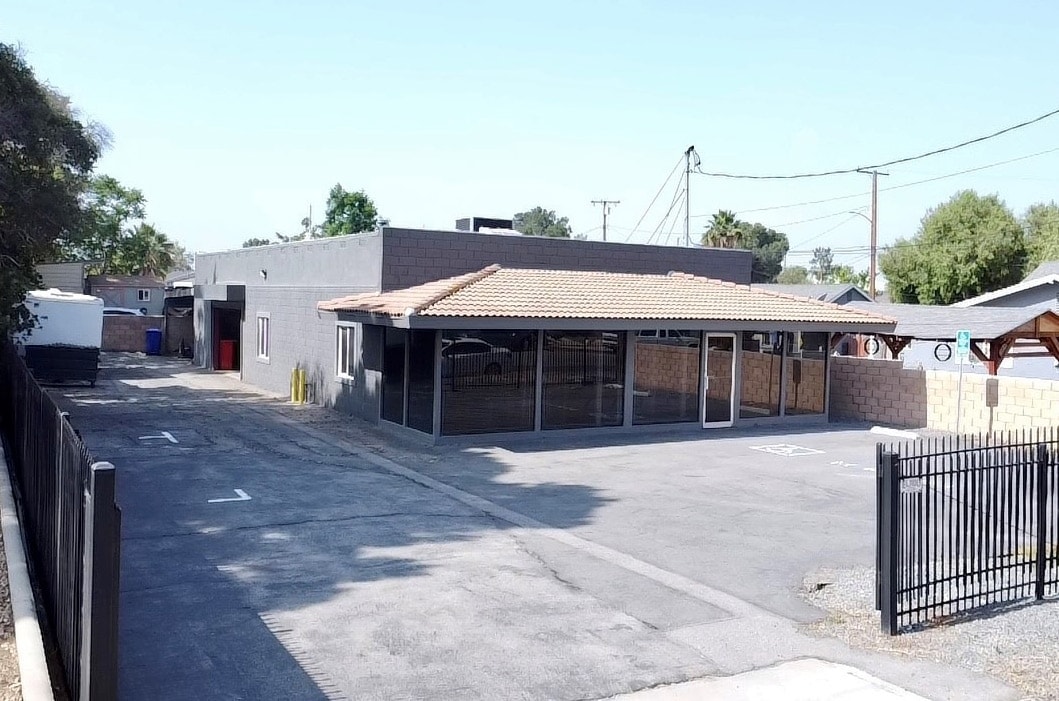 1608 Palmyrita Ave, Riverside, CA for Sale