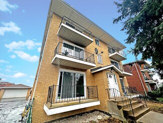 Justice, IL Multi-Family - 7913 S 83rd Ct