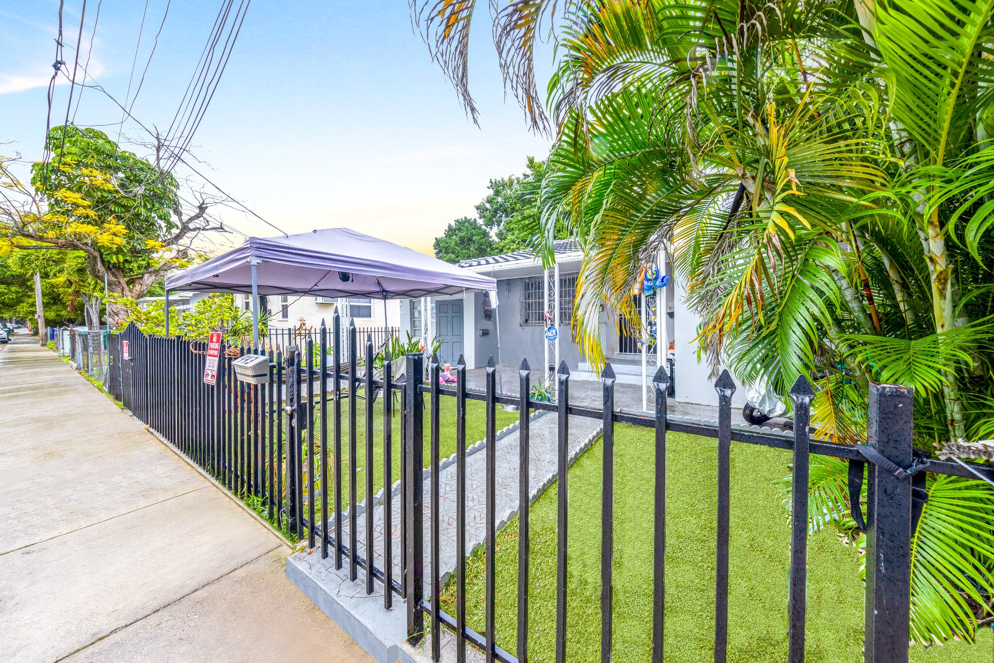 943 SW 9th Ave, Miami, FL for Sale