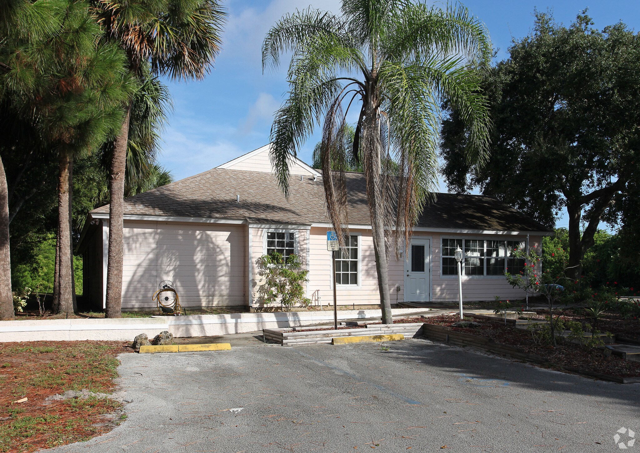 600 Schumann Dr Sebastian, FL 32958 Office Property for Lease on