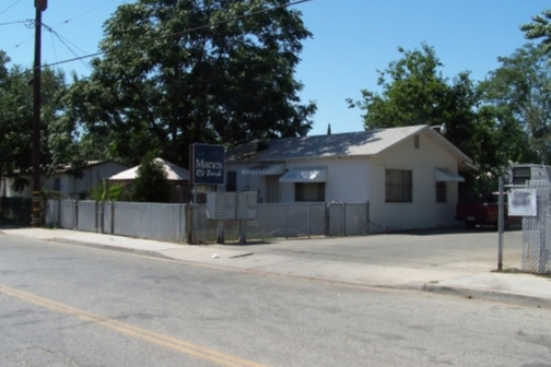 206 Beardsley Ave, Bakersfield, CA for Sale