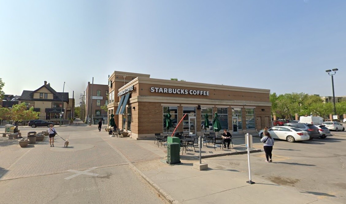 481 River Av Winnipeg, MB R3L 0C9 Retail Property for Lease on