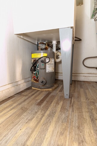 Saint Louis, MO Retail - 7016 Page Ave Saint Louis, MO Retail - 7016 Page Ave