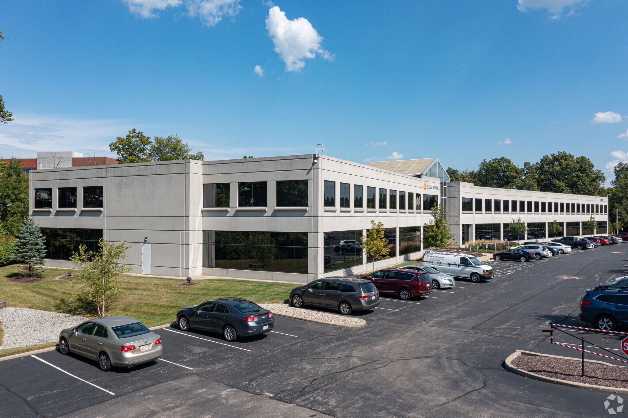 8990 Duke Blvd, Mason, OH for Rent