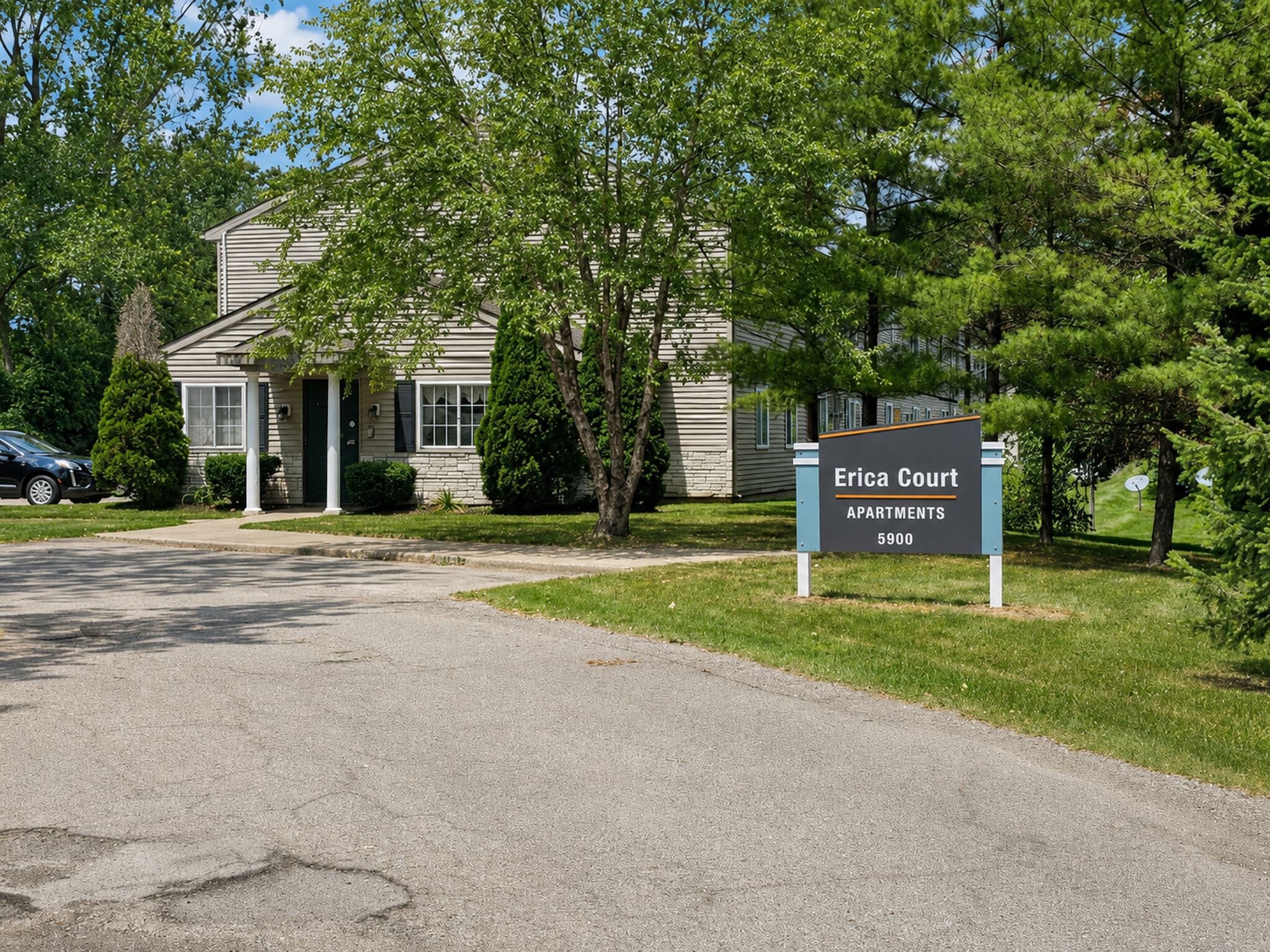 5900 Erica Ct, Dayton, OH for Sale