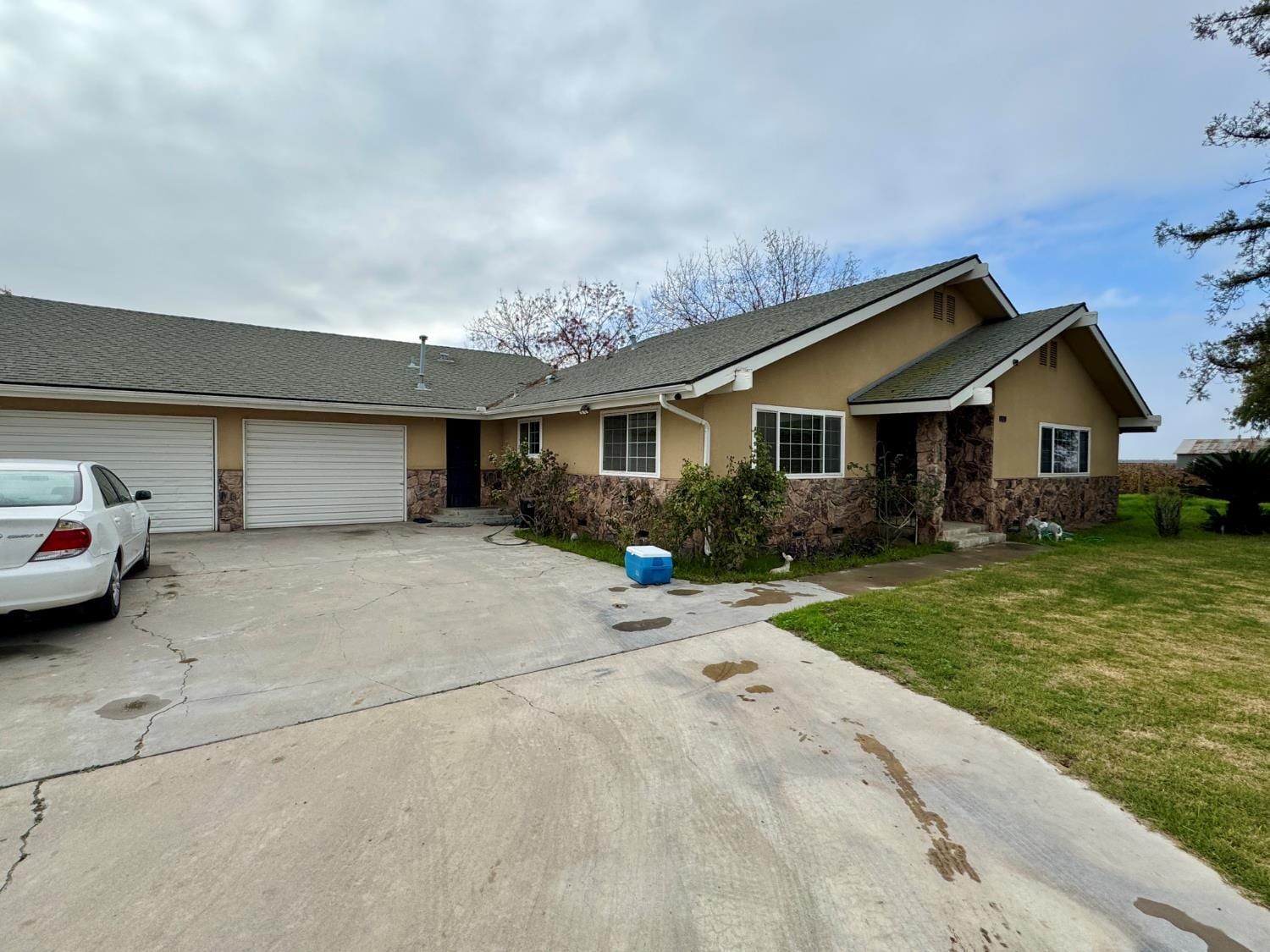 17617 W Belmont Ave, Kerman, CA for Sale