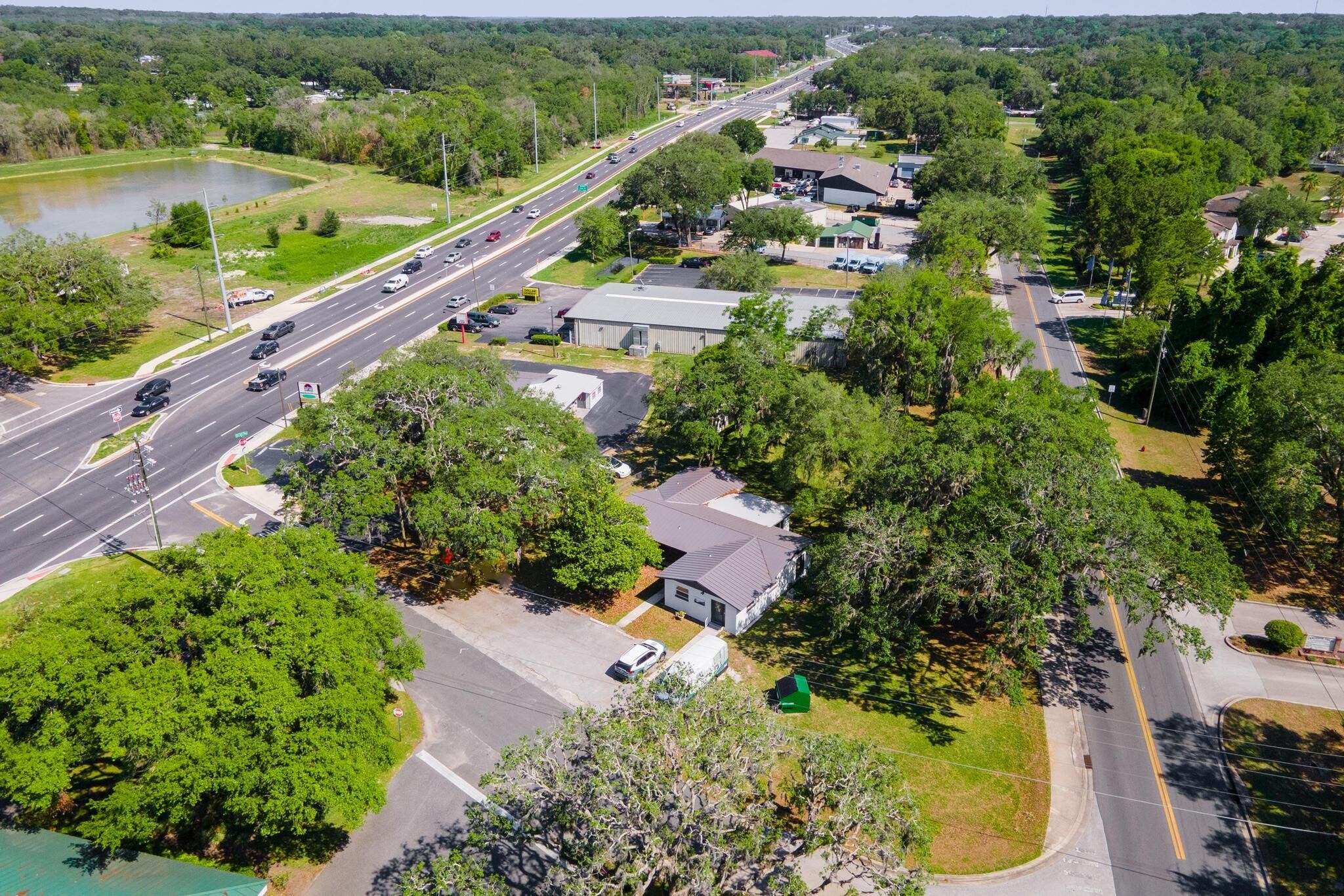 109 W Lakeview St, Lady Lake, FL for Rent