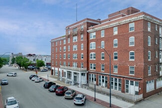 LaSalle, IL Hospitality - 217 Marquette St