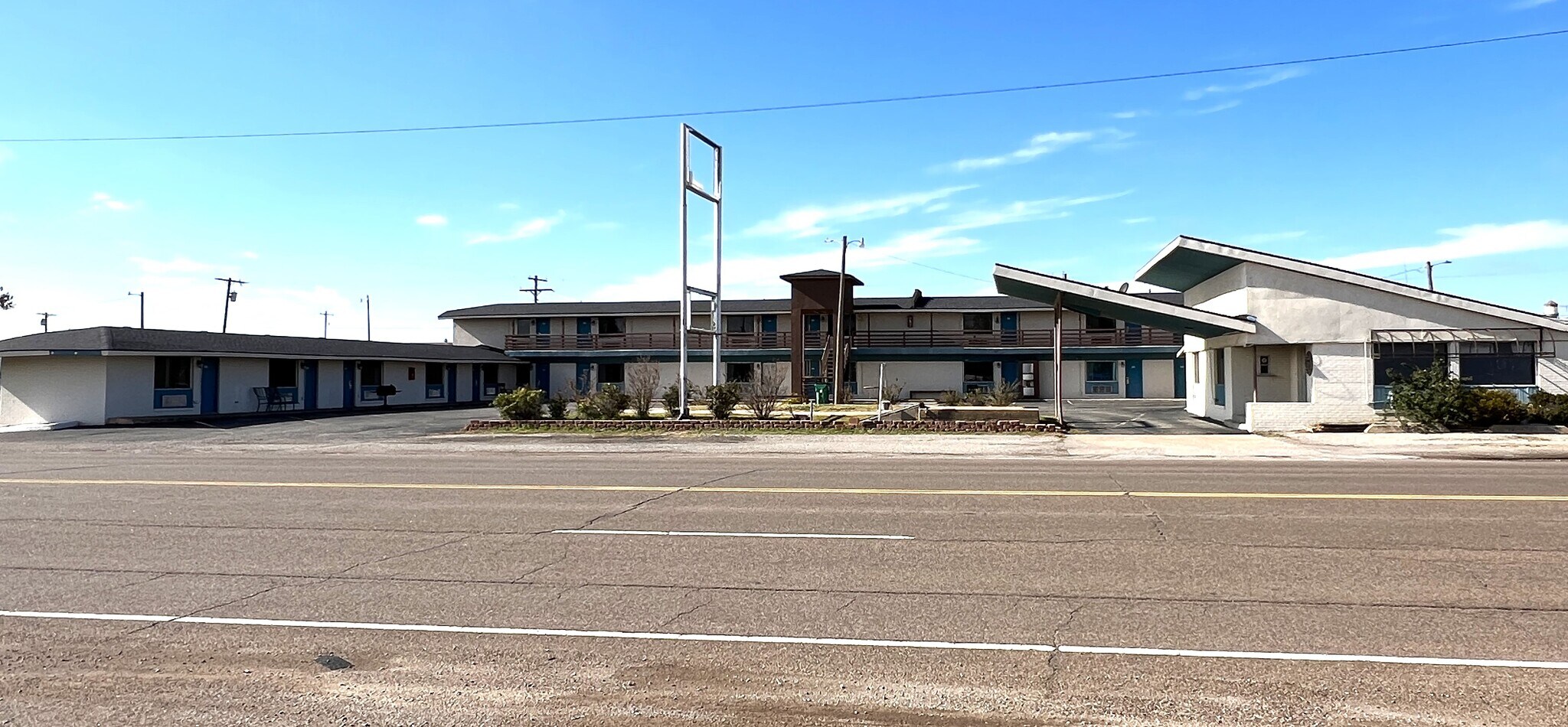 1015 S Main St Frederick, OK 73542 Hospitality Property for Sale on