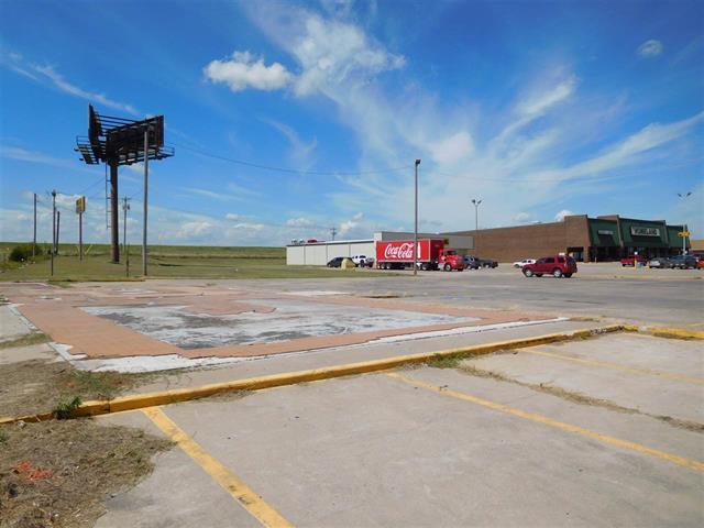 100 C E Colston Dr, Marietta, OK for Sale