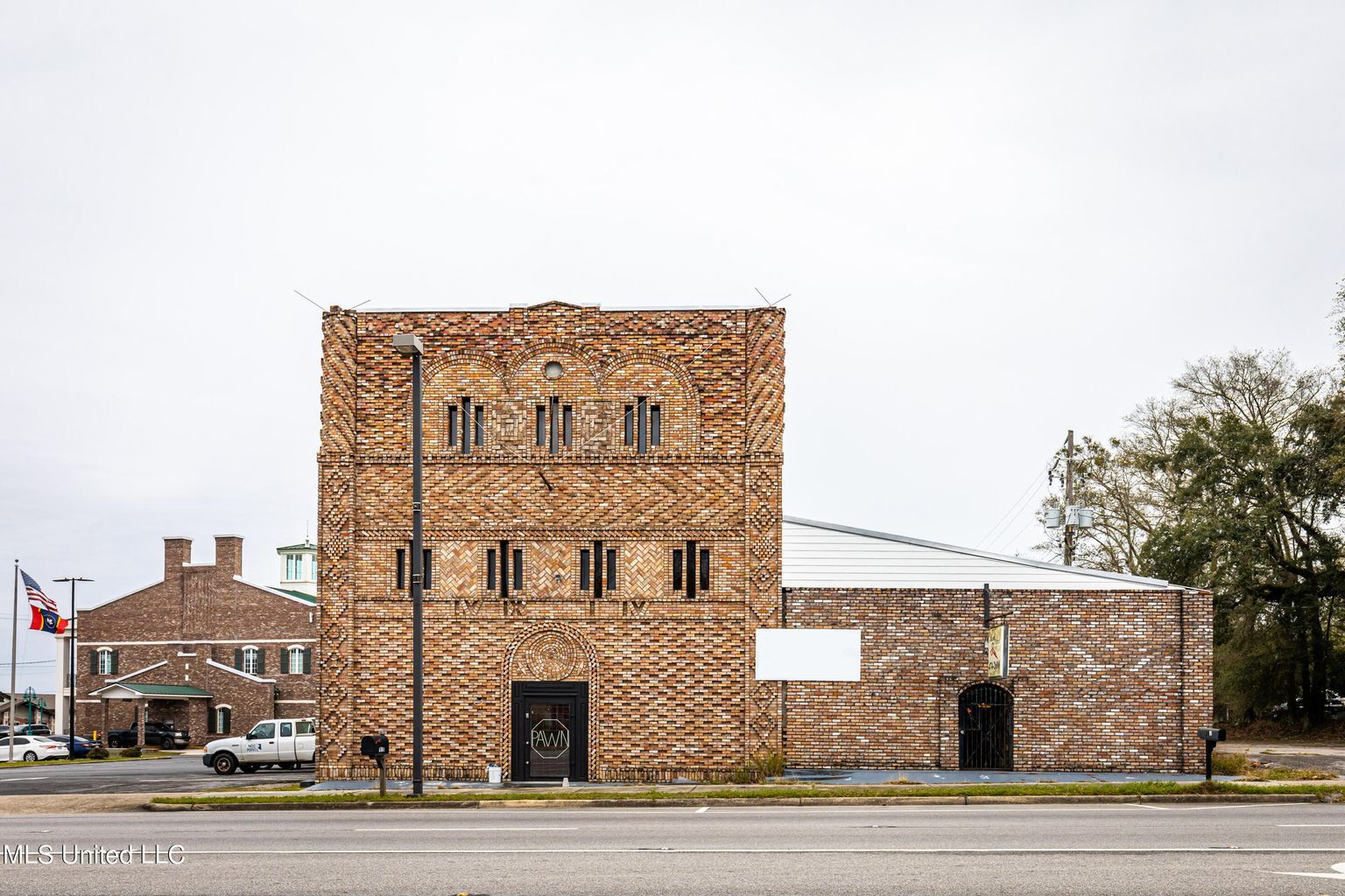 4914 Main St, Moss Point, MS for Sale