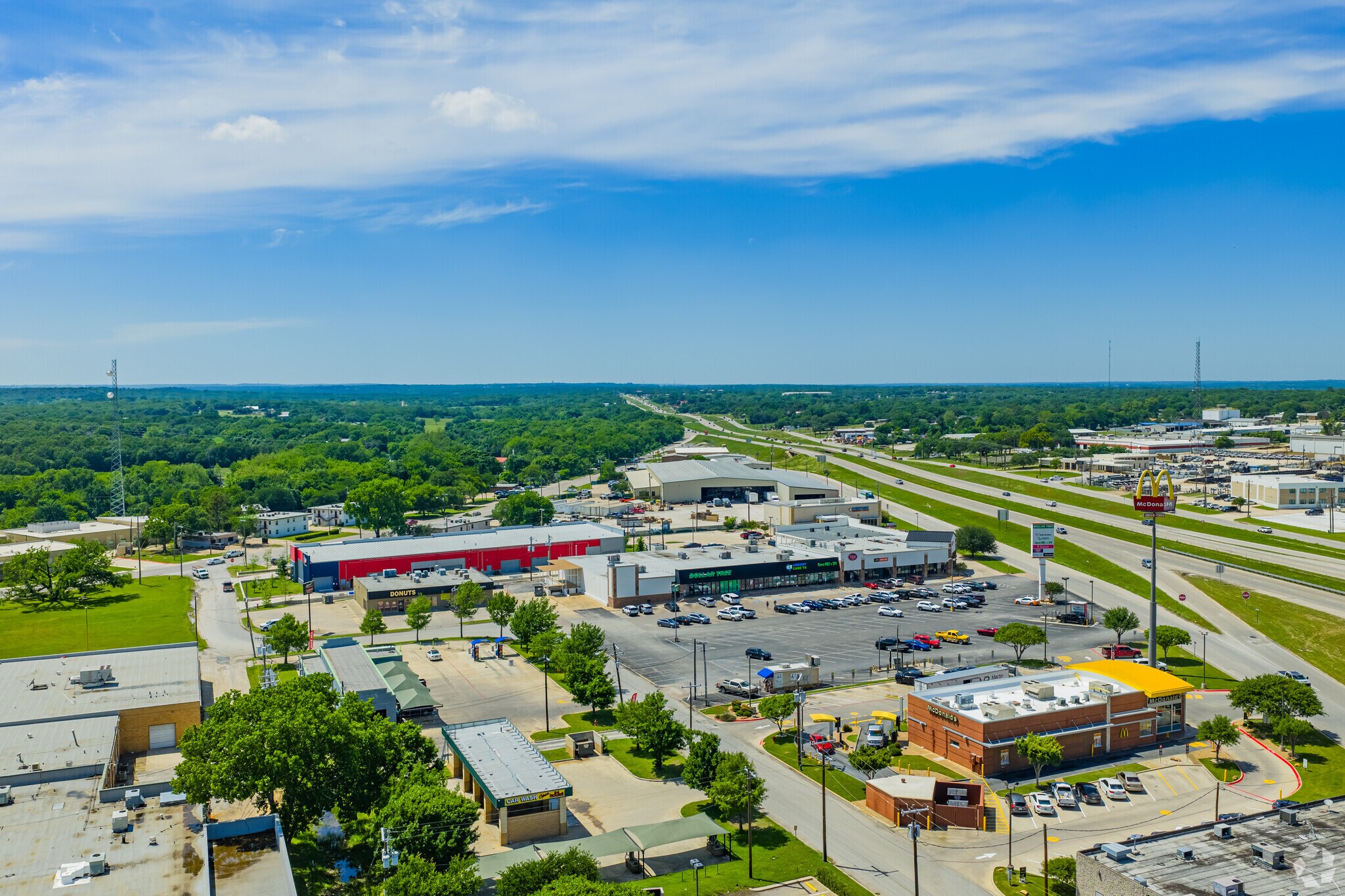 605 Northwest Pky, Azle, TX for Rent