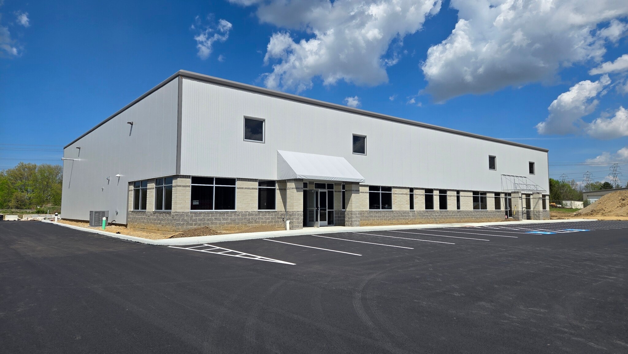 31364 Industrial Pkwy, North Olmsted, OH for Rent