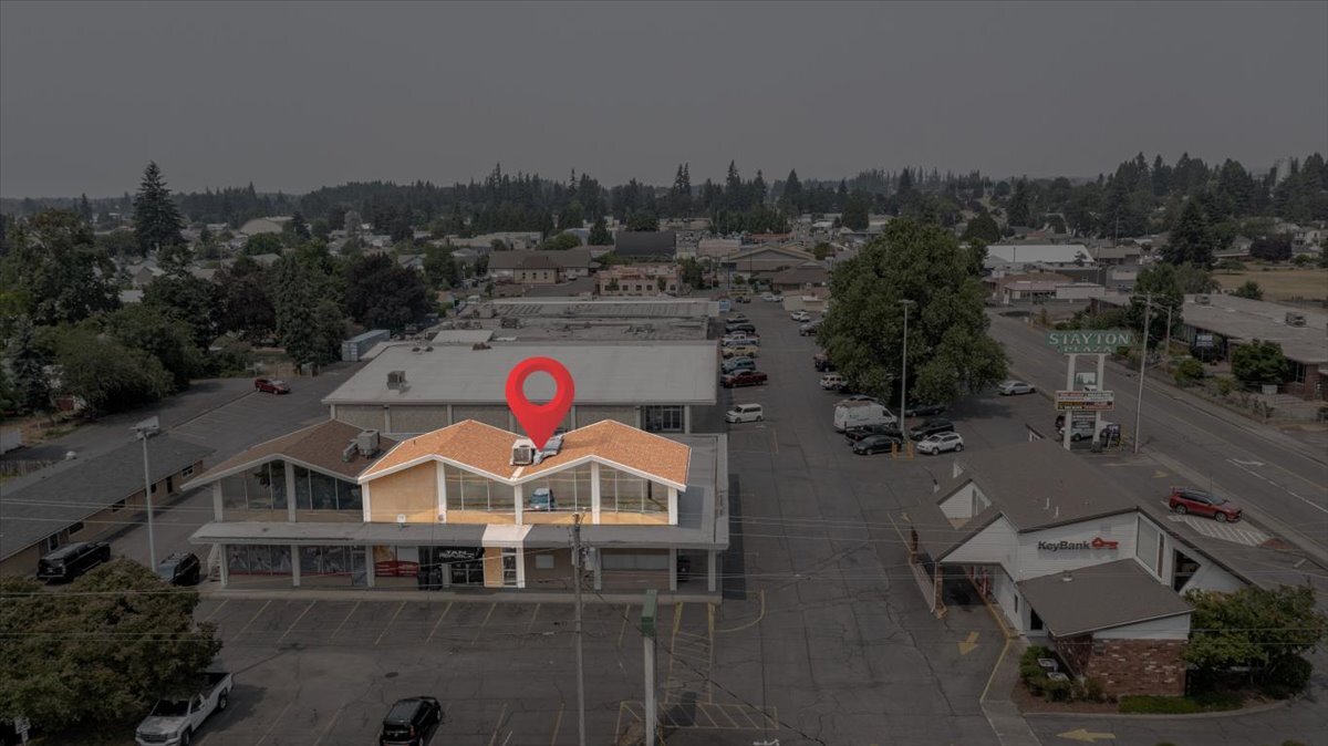 143-147 W Washington St, Stayton, OR for Rent