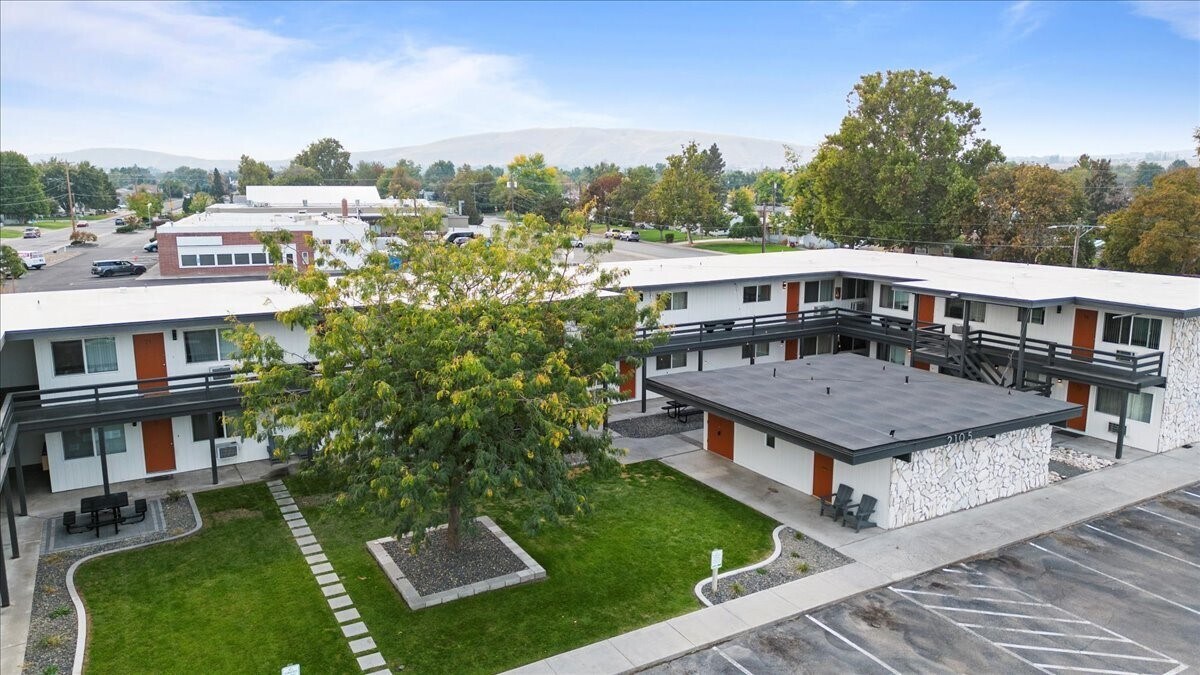 2105 Pullen St, Richland, WA for Sale