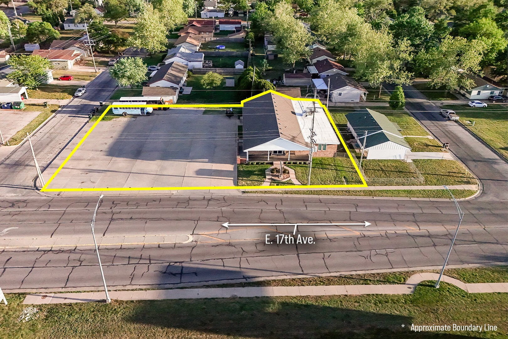 1319 E 17th Ave, Hutchinson, KS for Sale