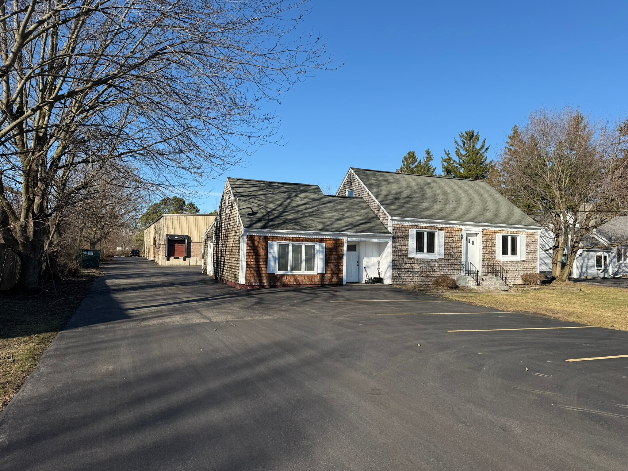 9120 Main St, Clarence, NY for Sale