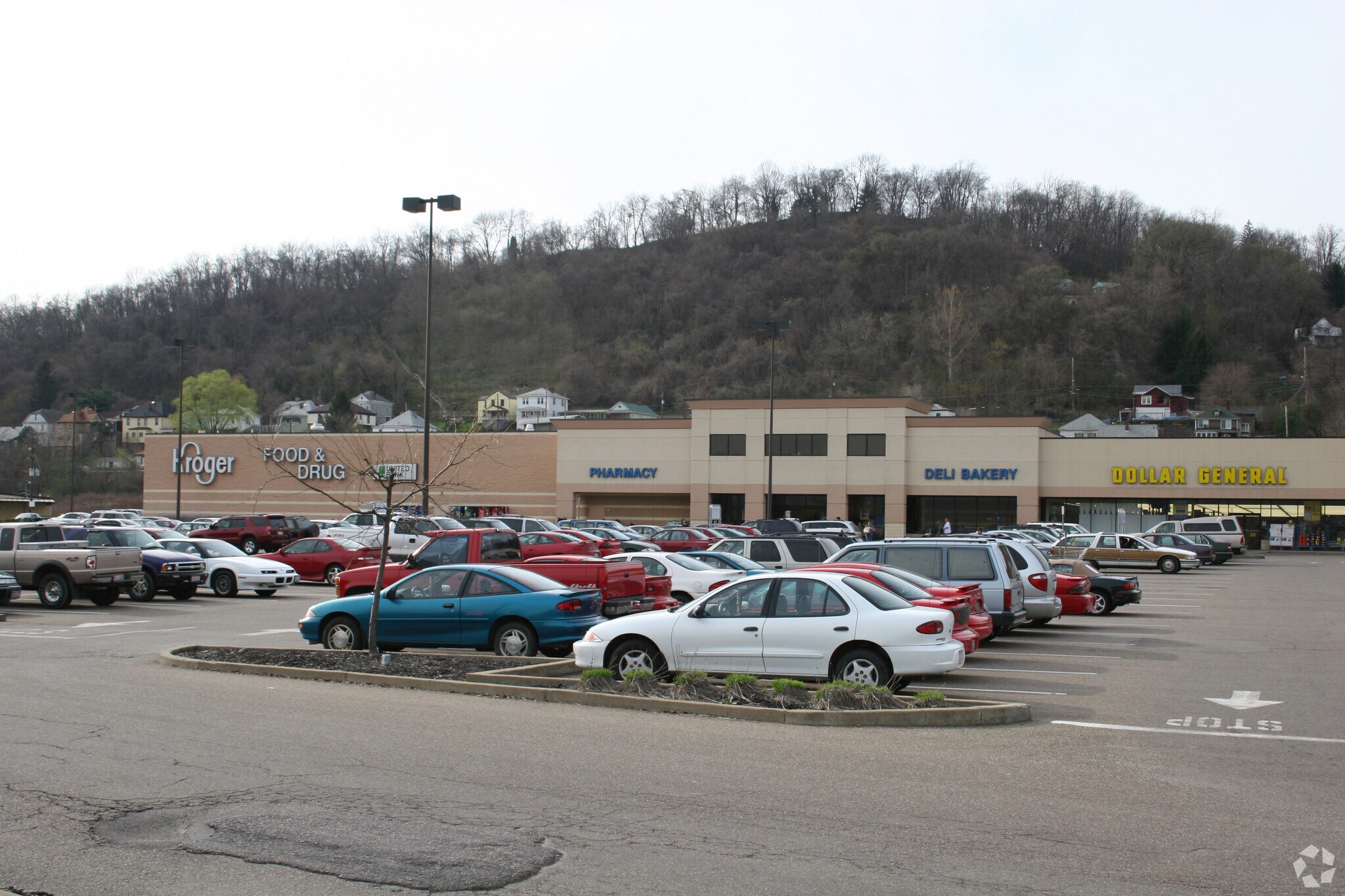 200-400 28th St, Bellaire, OH for Sale