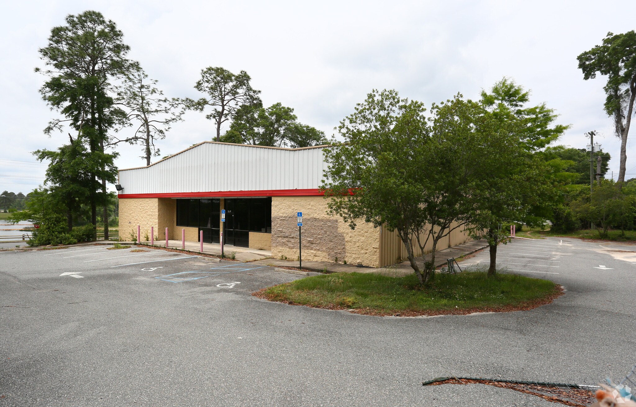 4753 Blountstown Hwy, Tallahassee, FL for Sale