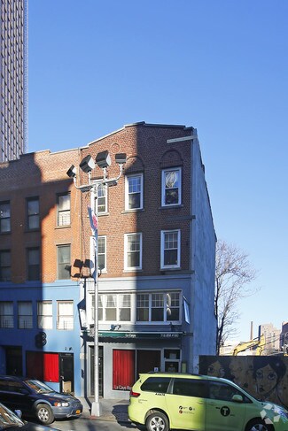 35 Lafayette Ave  