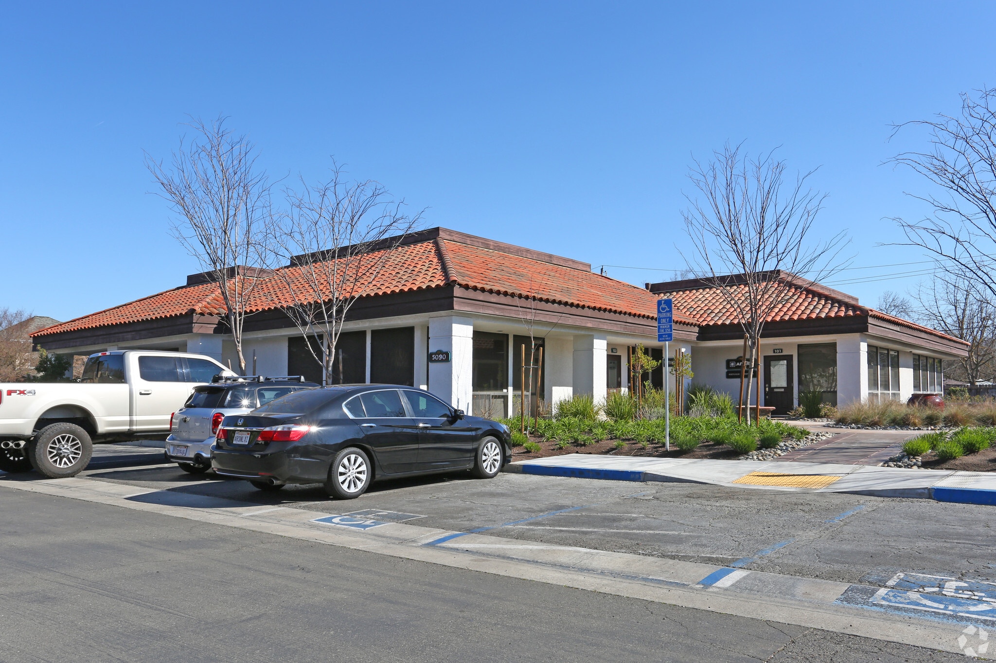 5090 N Fruit Ave, Fresno, CA for Rent