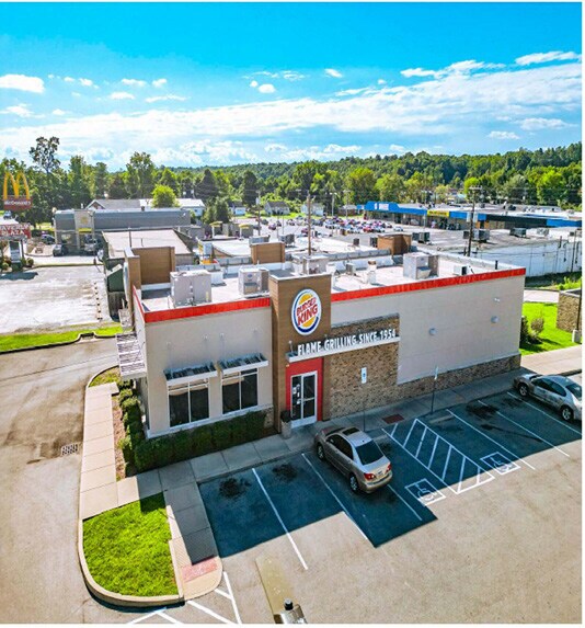 303 W Main St, Waverly, TN for Sale