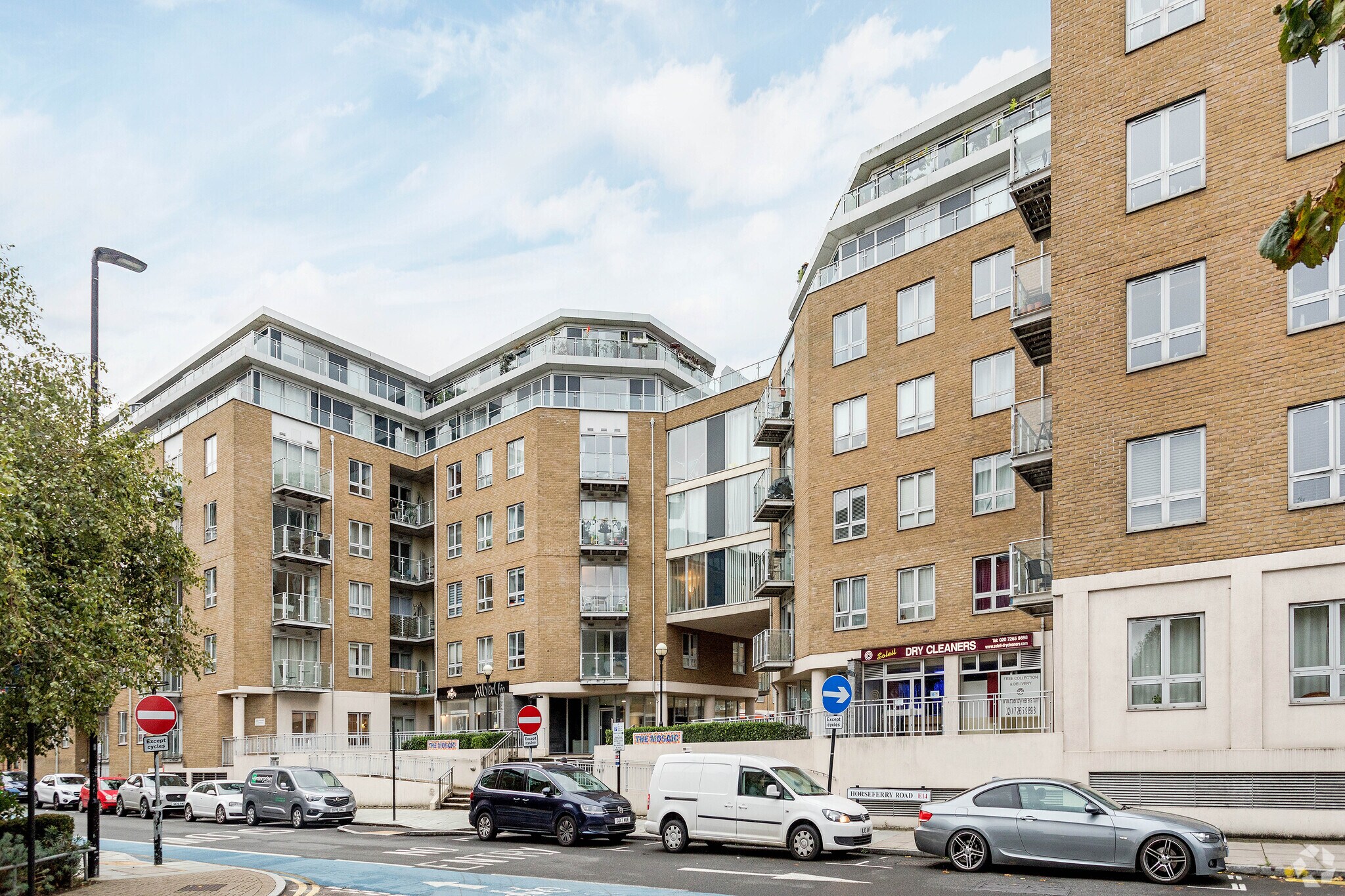 45-53 Narrow St, London, LND for Rent