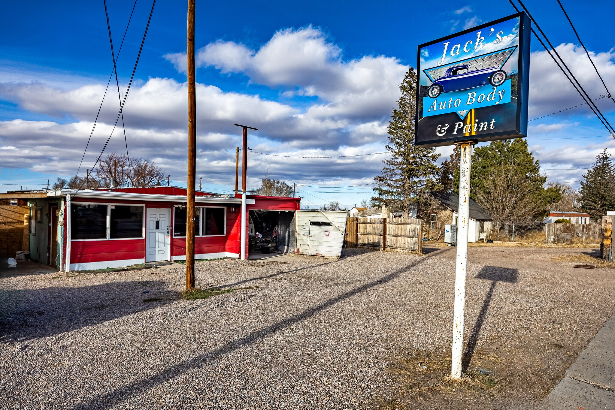 512 W College Dr, Cheyenne, WY for Sale