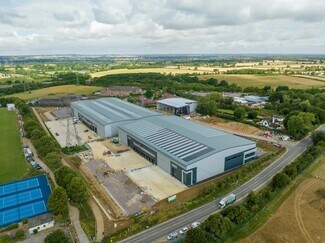 Stevenage, HRT Industrial - North Rd