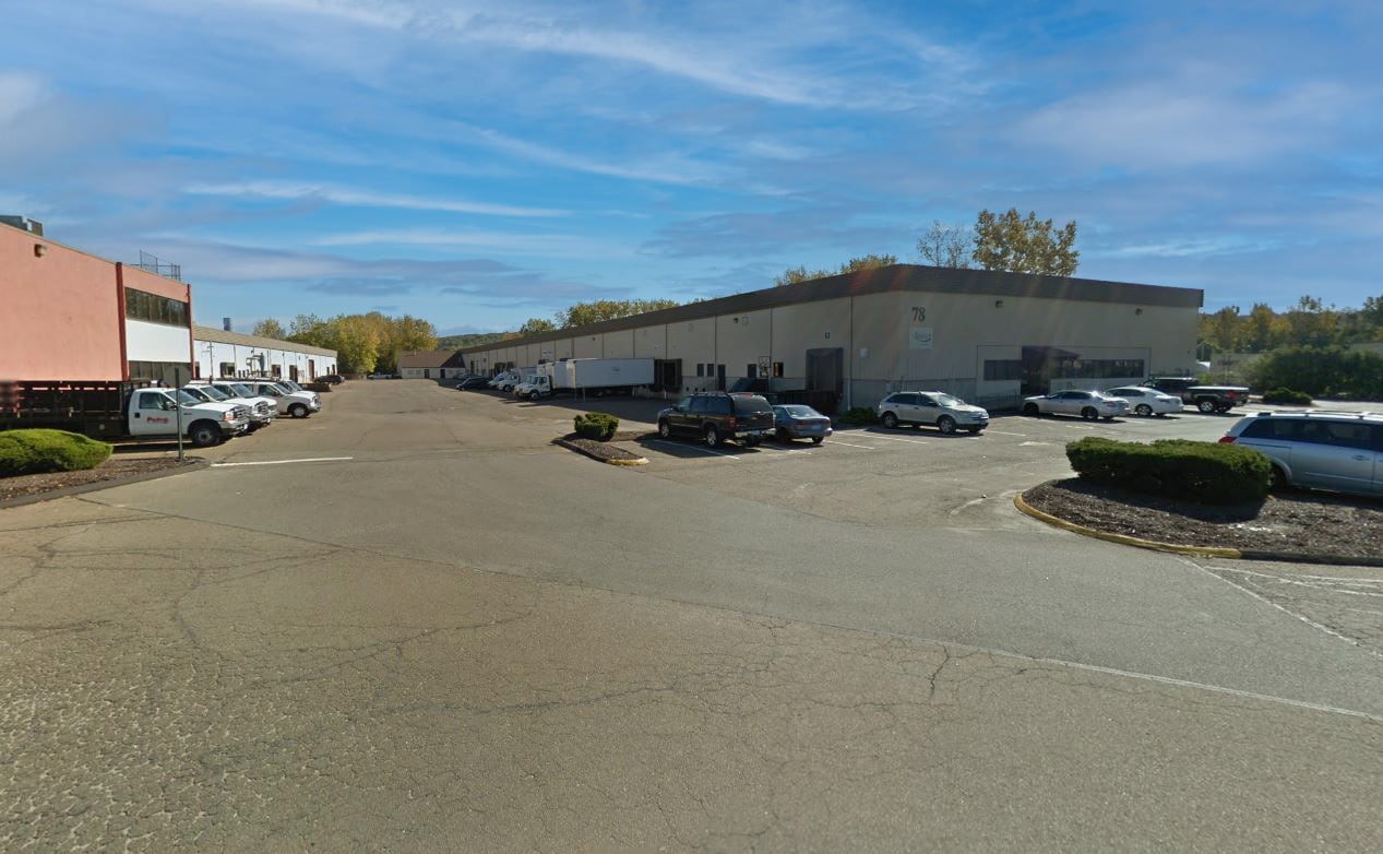 78-98 Rebeschi Dr, North Haven, CT for Rent