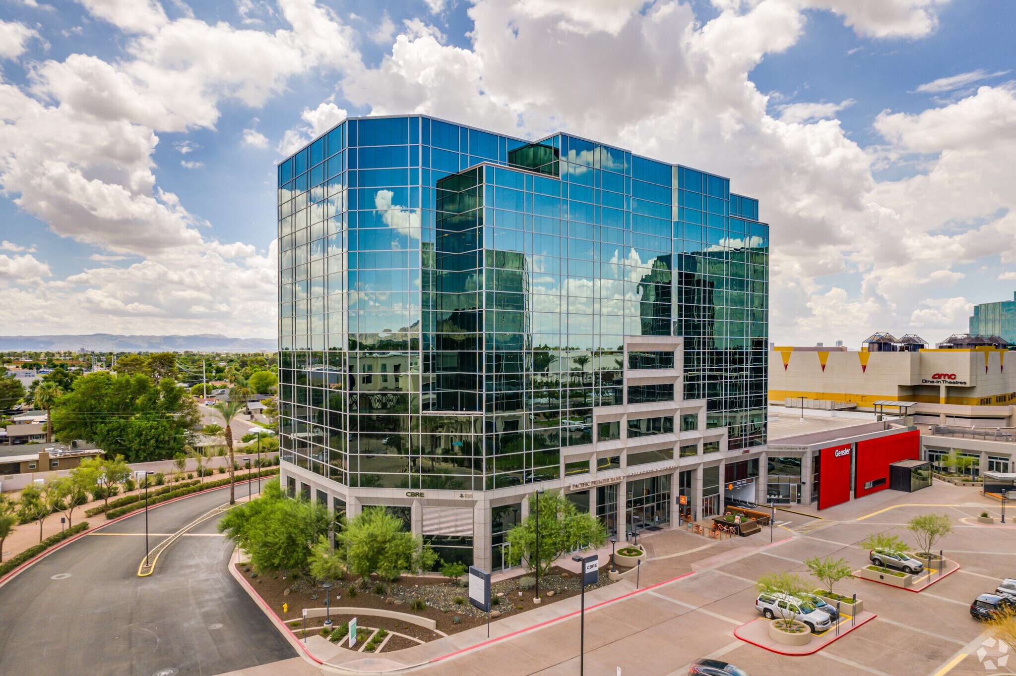 2575 E Camelback Rd, Phoenix, AZ for Rent