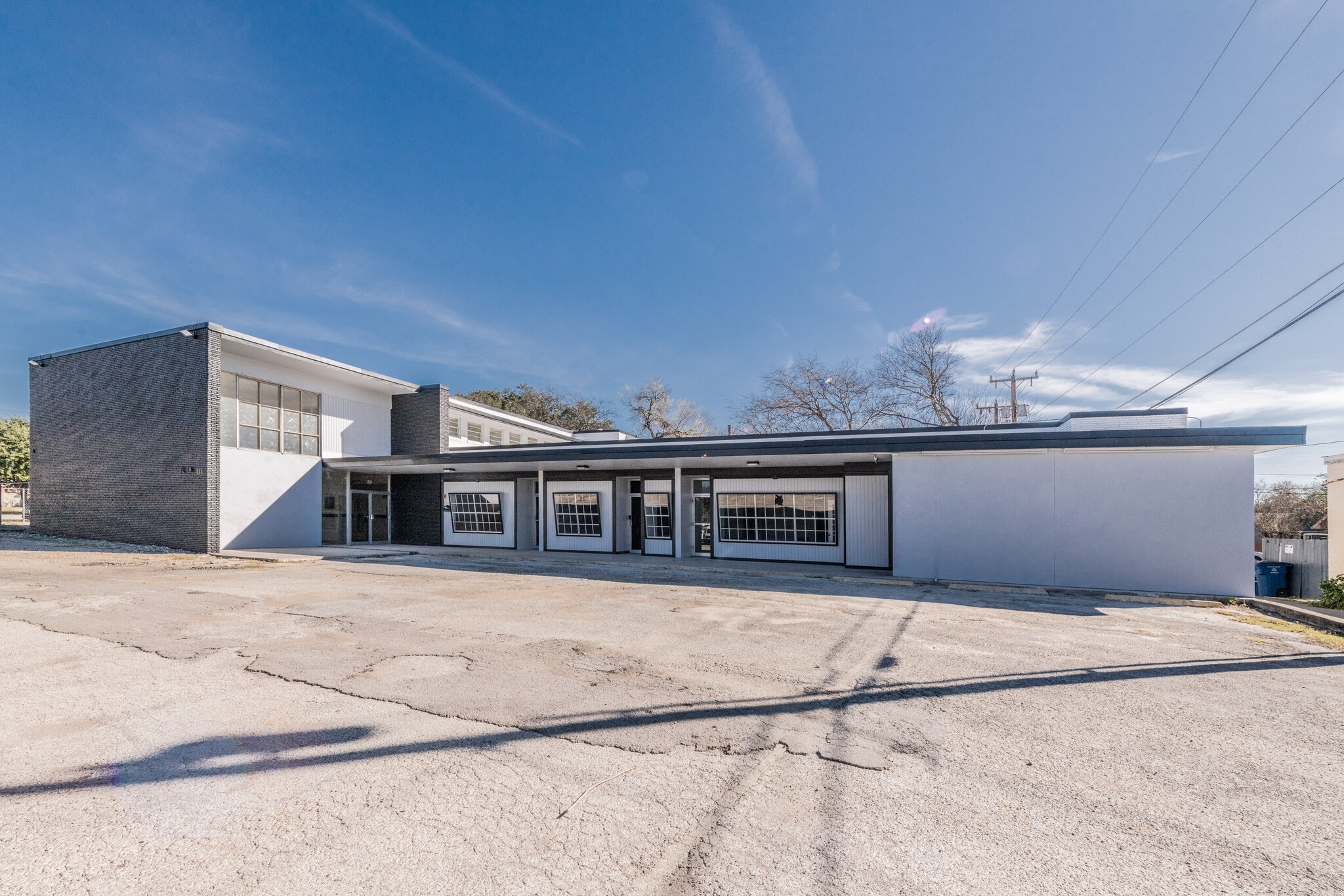 910 Manor Dr, San Antonio, TX for Sale