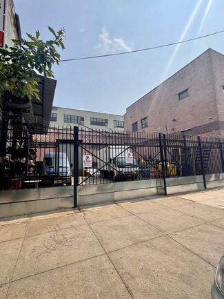 Brooklyn, NY Industrial - 48 Grattan St