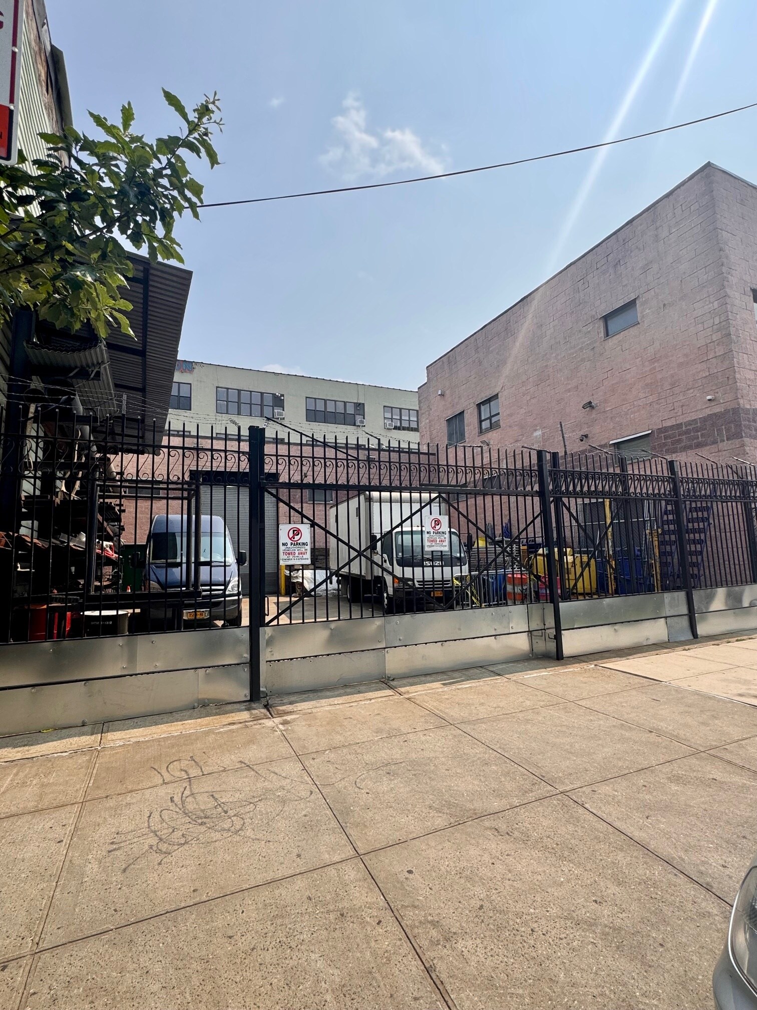 48 Grattan St, Brooklyn, NY for Rent