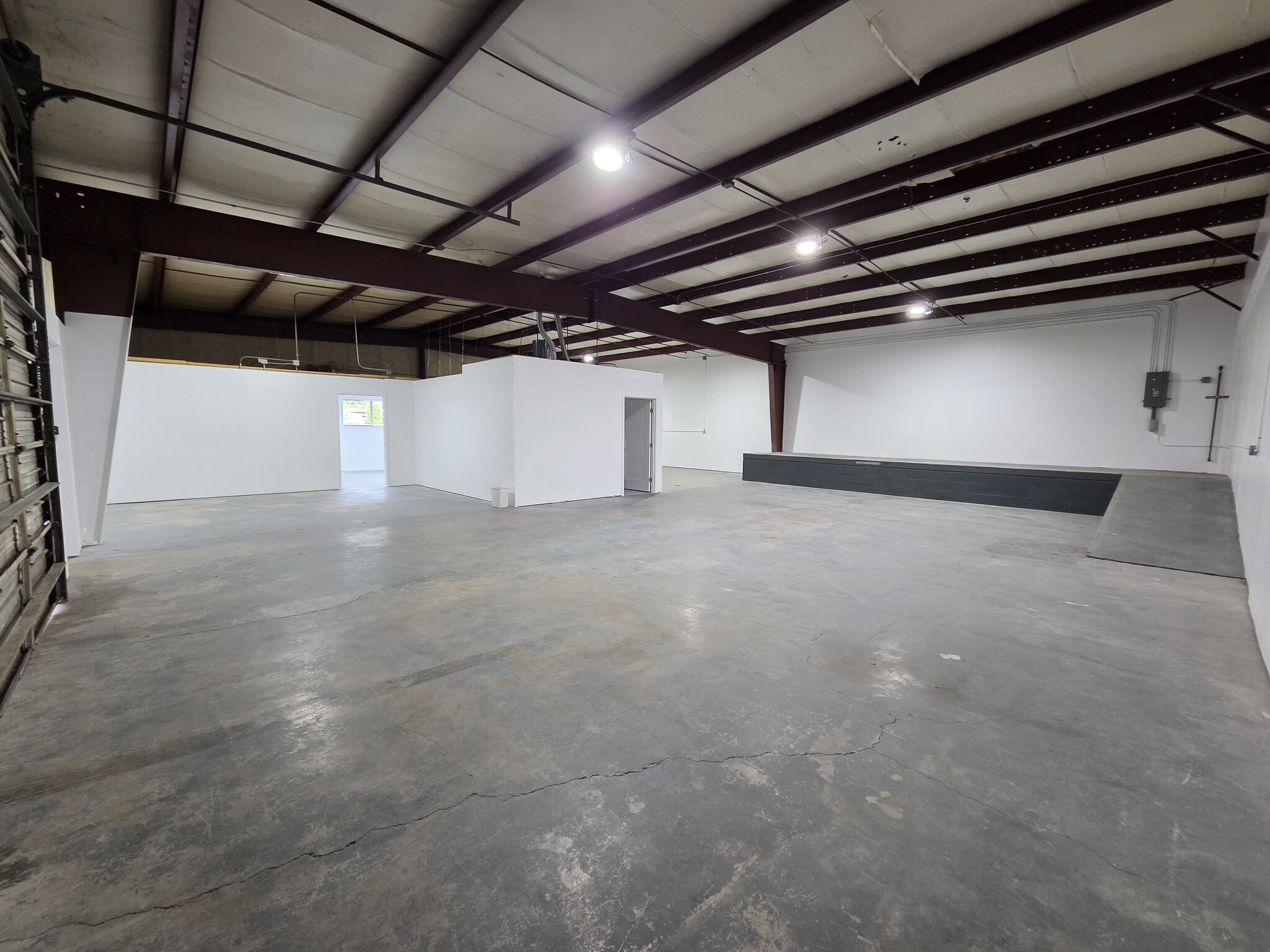 3359-3399 Hawthorne Ave NE, Salem, OR for Rent