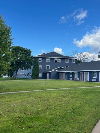 Barron, WI Apartments - 350-360 E Birch Ave