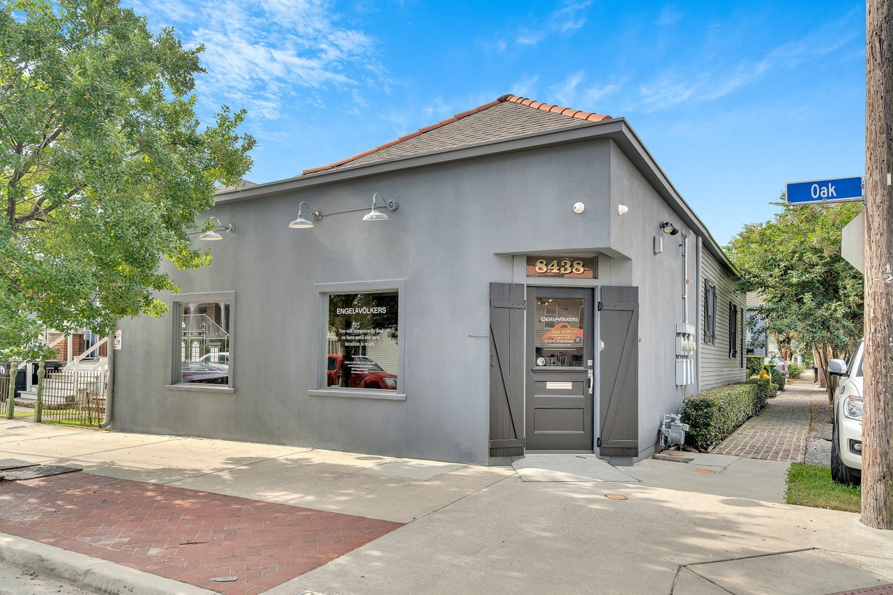 8438 Oak St, New Orleans, LA for Rent