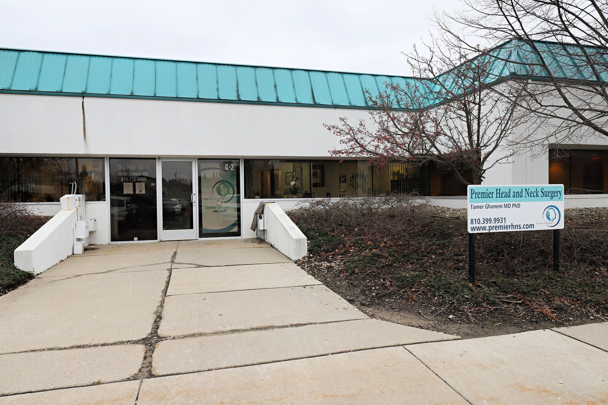 G4007 W Court St, Flint, MI for Sale